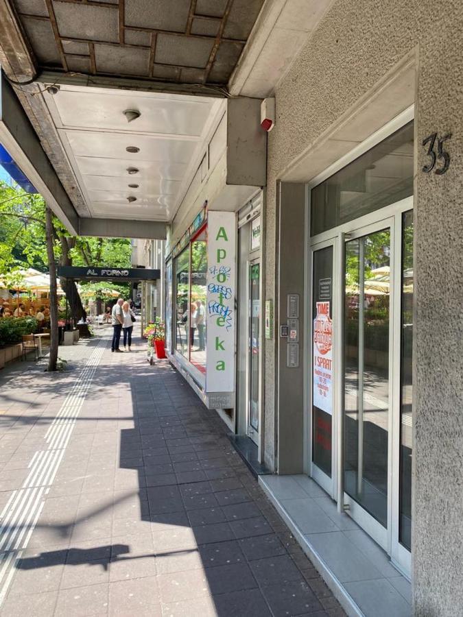 Appartamento Politika Belgrado Esterno foto